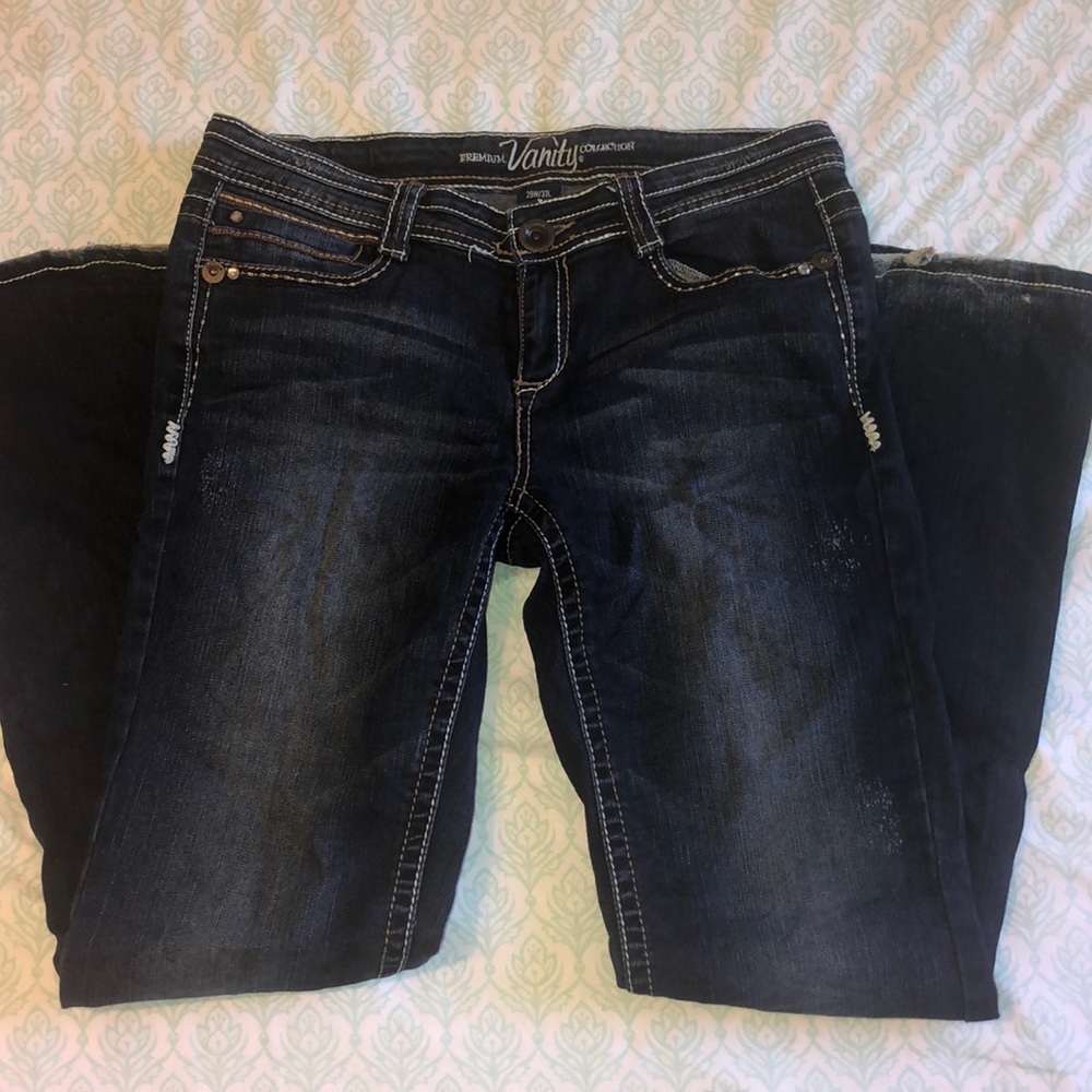 Super Cute Bootcut Vanity Jeans Size 29/33L